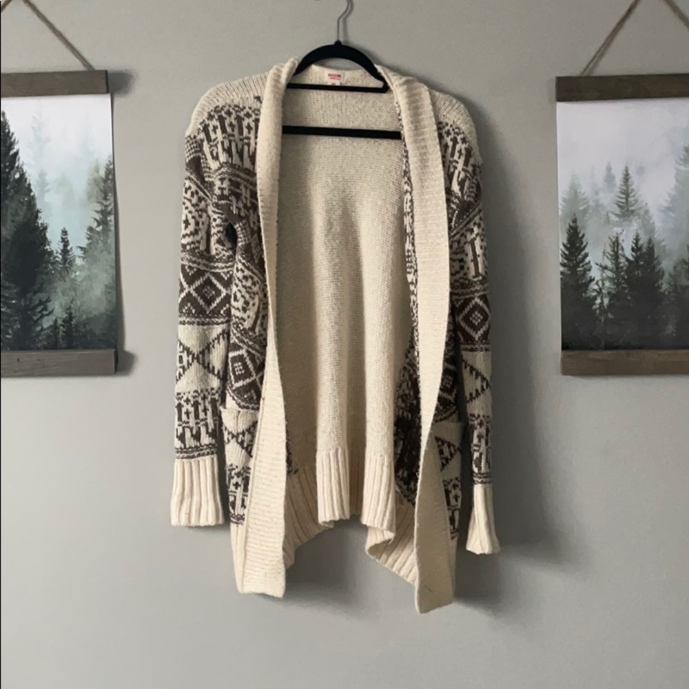 Mossimo sweater